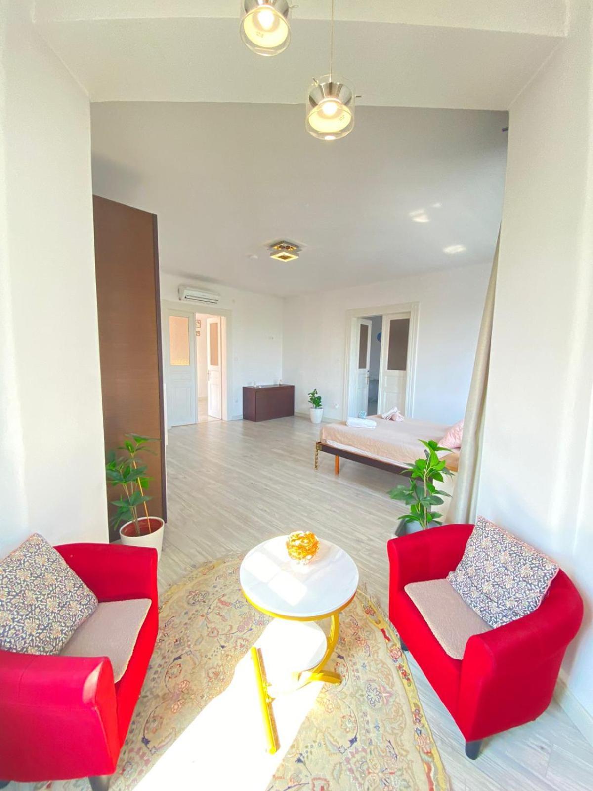 דירה Penthouse In The Castle